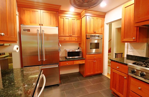 Chautauqua House | Seeds of Paradise: Year-Round Retreat Near Thunder Bridge