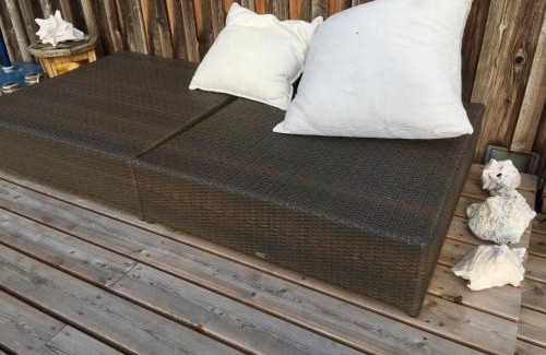 Jois House | Discover Seehaus Inselwelt: Family-Friendly Oceanfront Escape