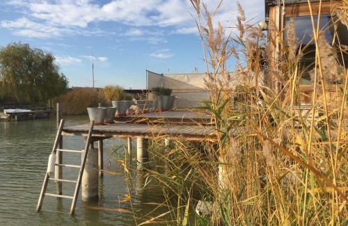 Jois House | Discover Seehaus Inselwelt: Family-Friendly Oceanfront Escape