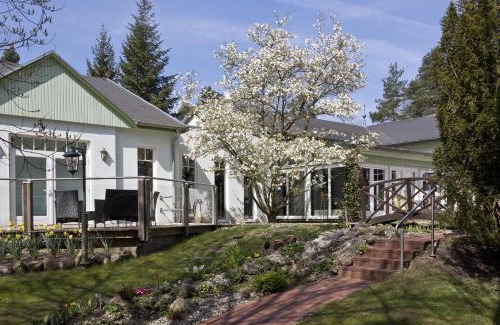 Muritz Hotel | Pet-Friendly Retreat at Seehotel Ecktannen - 4-Star Rated