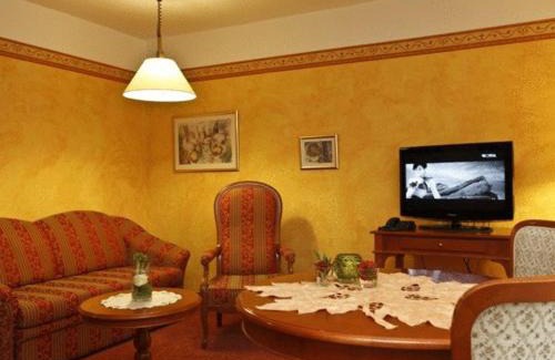 Muritz Hotel | Pet-Friendly Retreat at Seehotel Ecktannen - 4-Star Rated
