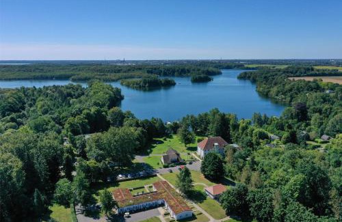 Schwerin Hotel | Seehotel Frankenhorst: Beachfront Bliss & Spa Retreat