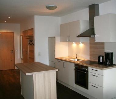 Dietringen Hotel | Elegant Seehotel und Appartements Schnöller with Ocean View