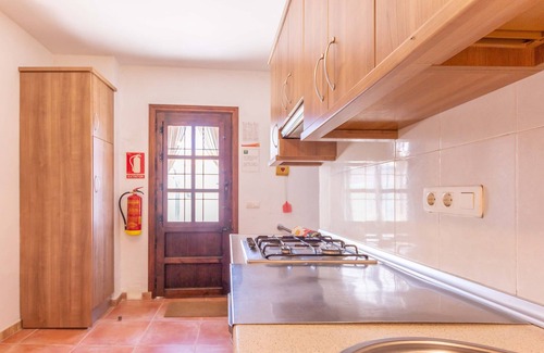 Cacin Cottage | Relax in Nature at Casa Pepita with Pool & Spa Amenities