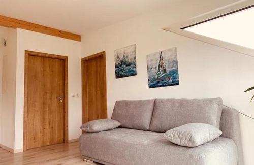 Ettensberg Apartment | Top-Rated Dachgeschoss-Ferienwohnung for Family Getaways