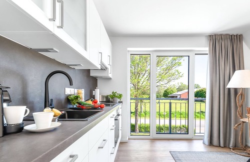Norddeich Apartment | Seeräuber bei Büsum: Balcony, Parking & Wi-Fi Included