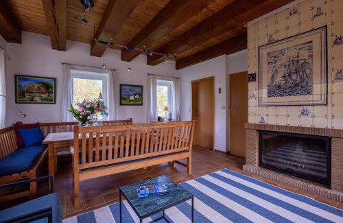 Ostseebad Ahrenshoop House | Family-Friendly Stay at Seeräuber - A 4-Star Retreat