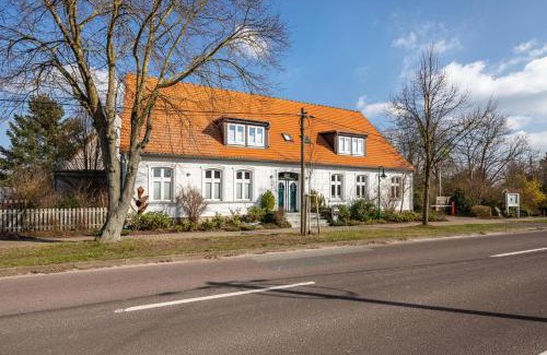 Muritz Apartment | Seerose 8: Pet-Friendly Retreat with a 9/10 Guest Rating