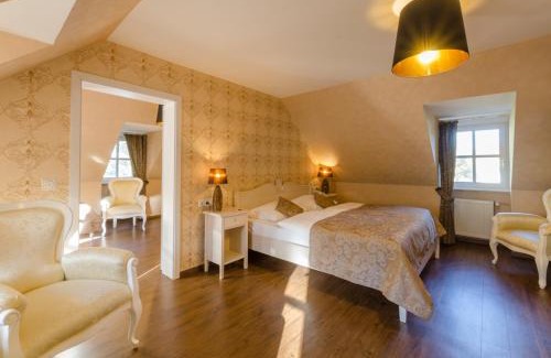 Buelow Hotel | Explore Seeschloss Schorssow: Oceanfront Relaxation Awaits