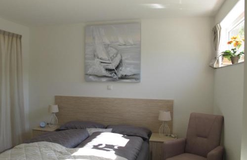 Schuettorf House | Seestern: Oceanfront Retreat at Quendorfer See