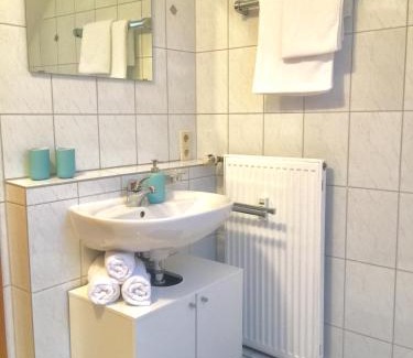 Unteruhldingen Apartment | Seestraße: Ocean View Retreat Rated 9/10 by Guests