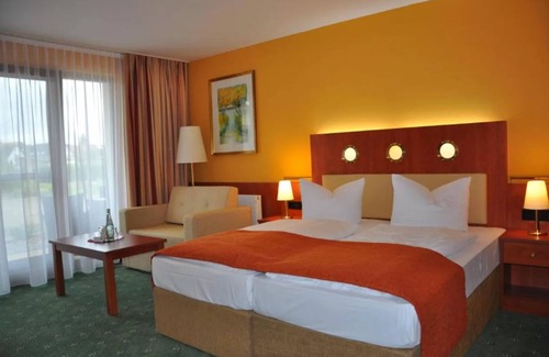 Koserow Hotel | Relax at SEETELHOTEL Nautic Usedom Hotel & Spa, 4-Star Retreat