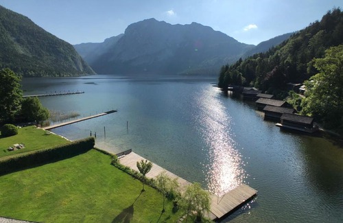 Altaussee Hotel | Elegant Getaway at Seevilla Altaussee with Ocean Views