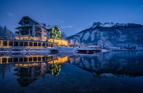 Altaussee Hotel | Elegant Getaway at Seevilla Altaussee with Ocean Views