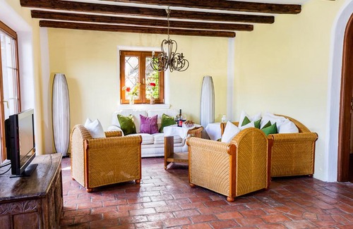 Seeboden Villa | Discover Oceanfront Bliss at Seevilla Leitner