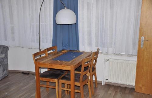 Baltrum Apartment | Seevilla Wietjes Whg 4: Oceanfront Getaway with Scenic Views