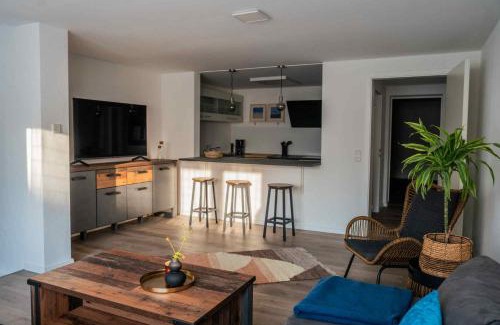 Singen Apartment | Elegant Seewest: Child-Friendly Retreat with Top Reviews