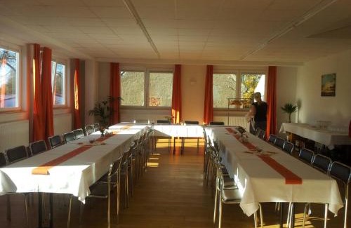 Nossen House | Family-Friendly Retreat at Sefano Nossen with Pets Welcome