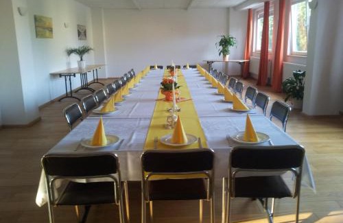 Nossen House | Family-Friendly Retreat at Sefano Nossen with Pets Welcome