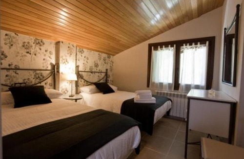 Olaskoegia House | Discover Segotegi Etxea: Child-Friendly Retreat with 9/10 Score