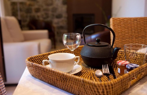 Olaskoegia House | Discover Segotegi Etxea: Child-Friendly Retreat with 9/10 Score