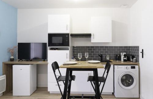 Segre Apartment | New Studio in Segré Centre with WiFi & Pet-Friendly Amenities