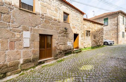 Mangualde House | Discover Segredos da Montanha - Family & Pet Friendly Retreat
