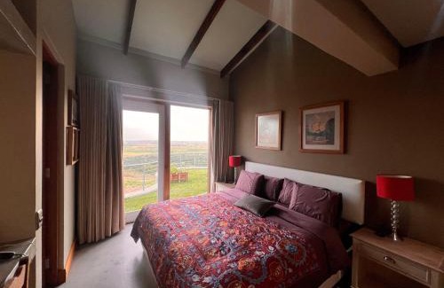 Ruiterbos House | Rated 9.3/10 - Segulah Guesthouse with Oceanfront Views