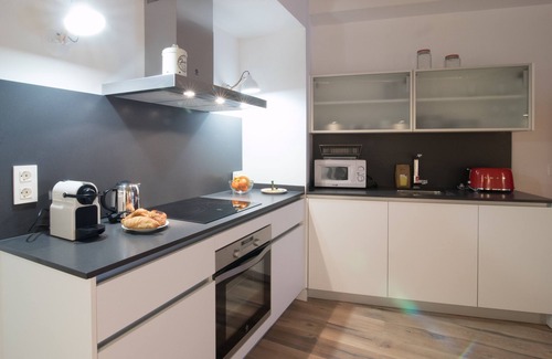 Zaragoza Old Town Apartment | Discover SEGUNDO A - Family-Friendly Apartments Near Plaza del Pilar