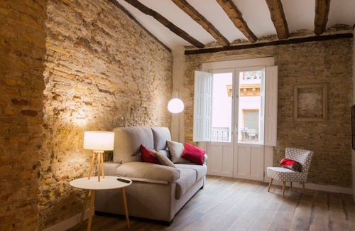 Zaragoza Old Town Apartment | Discover SEGUNDO A - Family-Friendly Apartments Near Plaza del Pilar