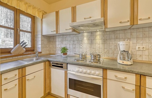 Spiegelau Apartment | Private Apartment "Rachel" with Kitchen and Balcony Access