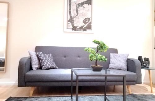 Brueck Apartment | Cozy 3-Room Apartment in Köln-Brück, Rated 9/10 by Guests