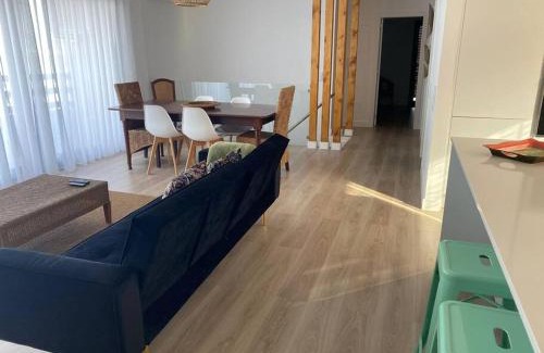 Seixal Apartment | Riverside Retreat: Seixal Old Town Apartment with Ocean View
