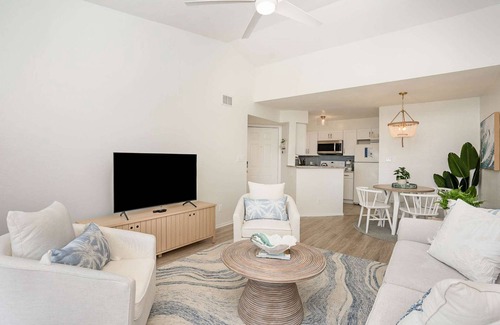 Ocean Side Village Condo | Beachside Condo Bliss: 10/10 Rated with Ocean Views