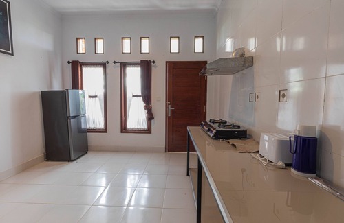 Keramas House | Budget-Friendly Stay at Sekar Bali Homestay with Breakfast