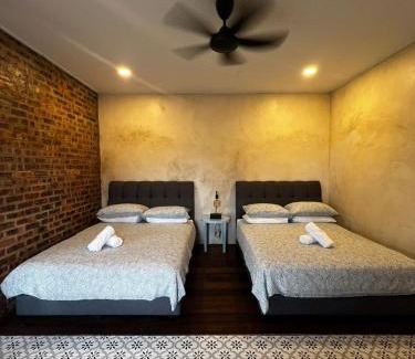 Setiu House | Oceanfront Getaway at Sekepeng Penarek II - Rated 9/10
