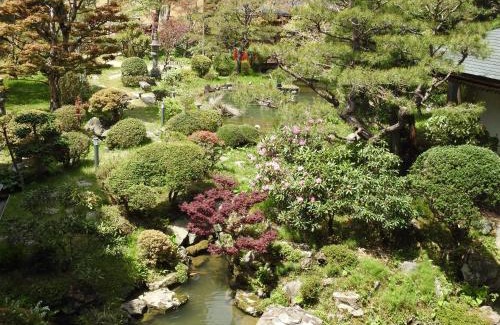 Koyasan House | Discover Sekishoin: Family-Friendly Retreat with Hot Tub