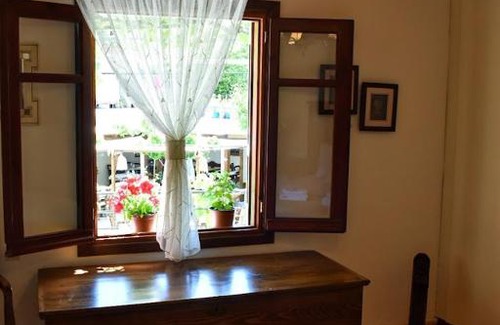 Krasi Apartment | Child-Friendly Selena Guest House with High Rating of 8.8