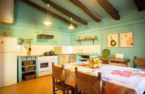 Banyeres del Penedes House | Cozy La Vaquería: Pet-Friendly Retreat with Ocean Views