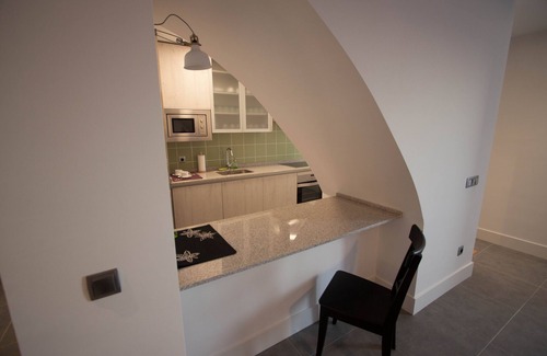Horcajo de Santiago Cottage | Ideal Self-Catering Retreat at La Alvardana for 21 Guests