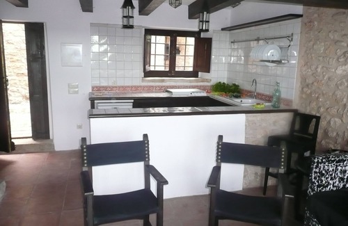 Fontcoberta Cottage | Relaxing Self-Catering Experience at Ariqus Allotjaments