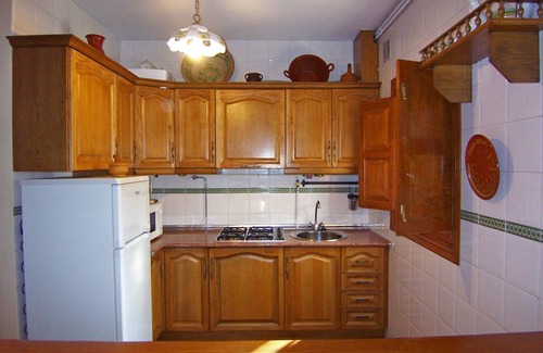 Nechite Cottage | Pet-Friendly Balcón de Válor: Oceanfront Stay for 4
