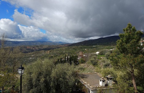 Nechite Cottage | Pet-Friendly Balcón de Válor for 4 with Ocean View