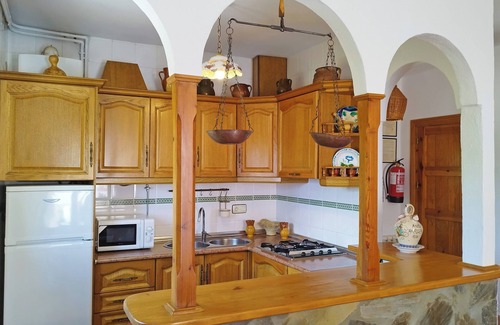 Nechite Cottage | Perfect Family Retreat at Balcón de Válor with Ocean Views