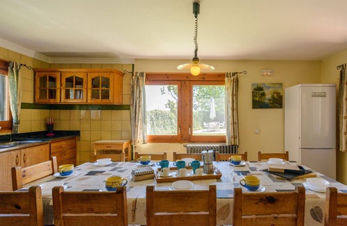 Vilobi d'Onyar Cottage | Relaxing Self-Catering Retreat at Can Salvà for 12 Guests