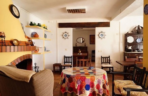 Antequera Cottage | Spacious Self-Catering Casería Las Maravillas for Groups