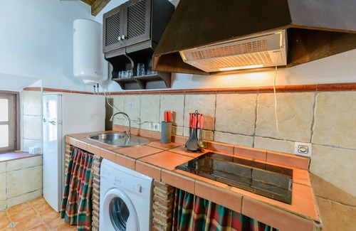 Malaga Cottage | Inviting Complejo Rural El Mirador with Pool & Ocean Views