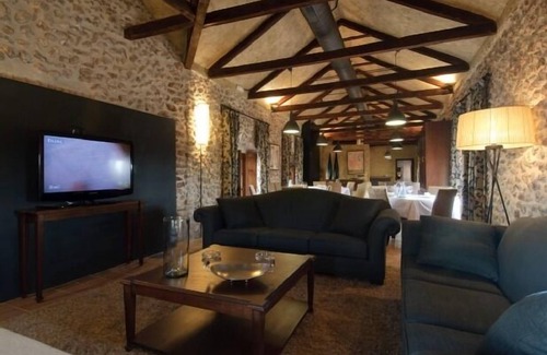 Herencia Cottage | Spacious Self-Catering Cortijo Sierra la Solana for 20