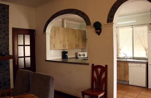 Posadas Cottage | Ocean View Self-Catering El Olmo for 20 Guests