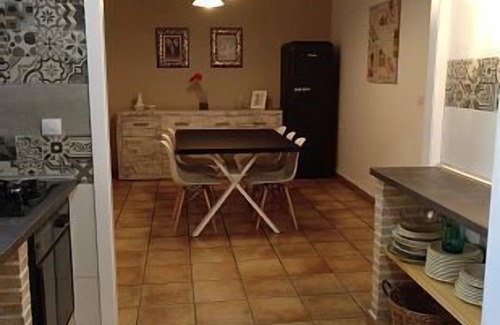 La Gila Cottage | Spacious Self-Catering Posada del Júcar for 14 Guests